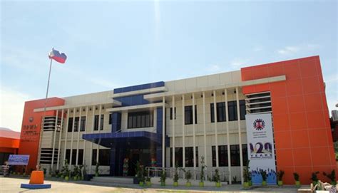 DPWH Cebu 1st District Engineering Office .